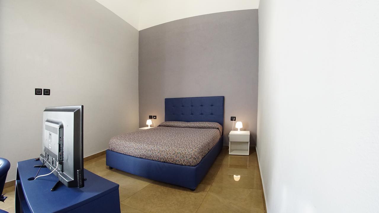 Beverello Suite Napels Buitenkant foto