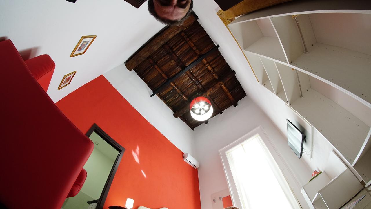 Beverello Suite Napels Buitenkant foto