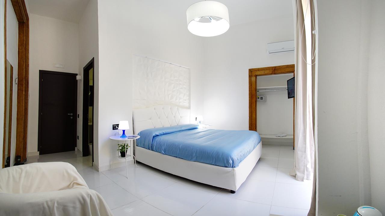 Beverello Suite Napels Buitenkant foto