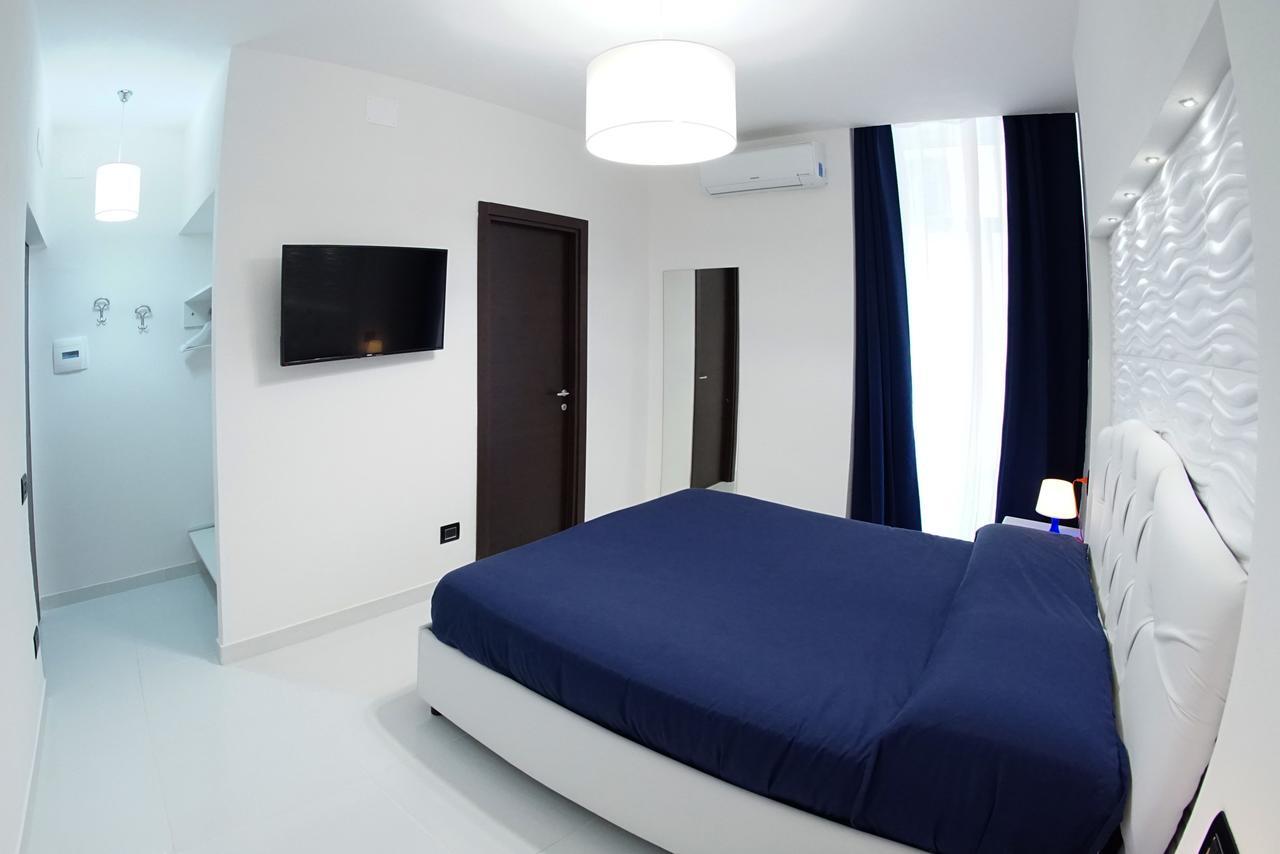 Beverello Suite Napels Buitenkant foto
