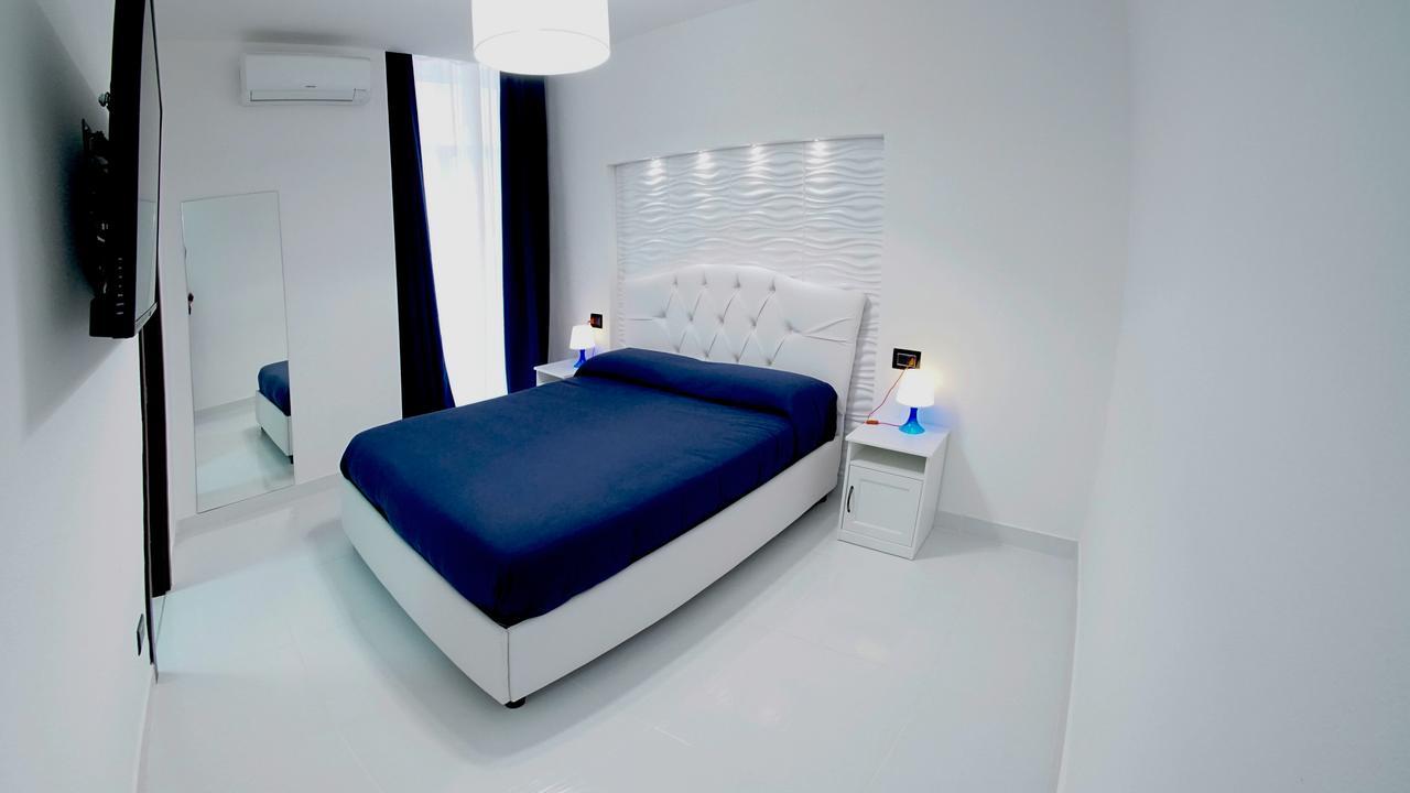 Beverello Suite Napels Buitenkant foto