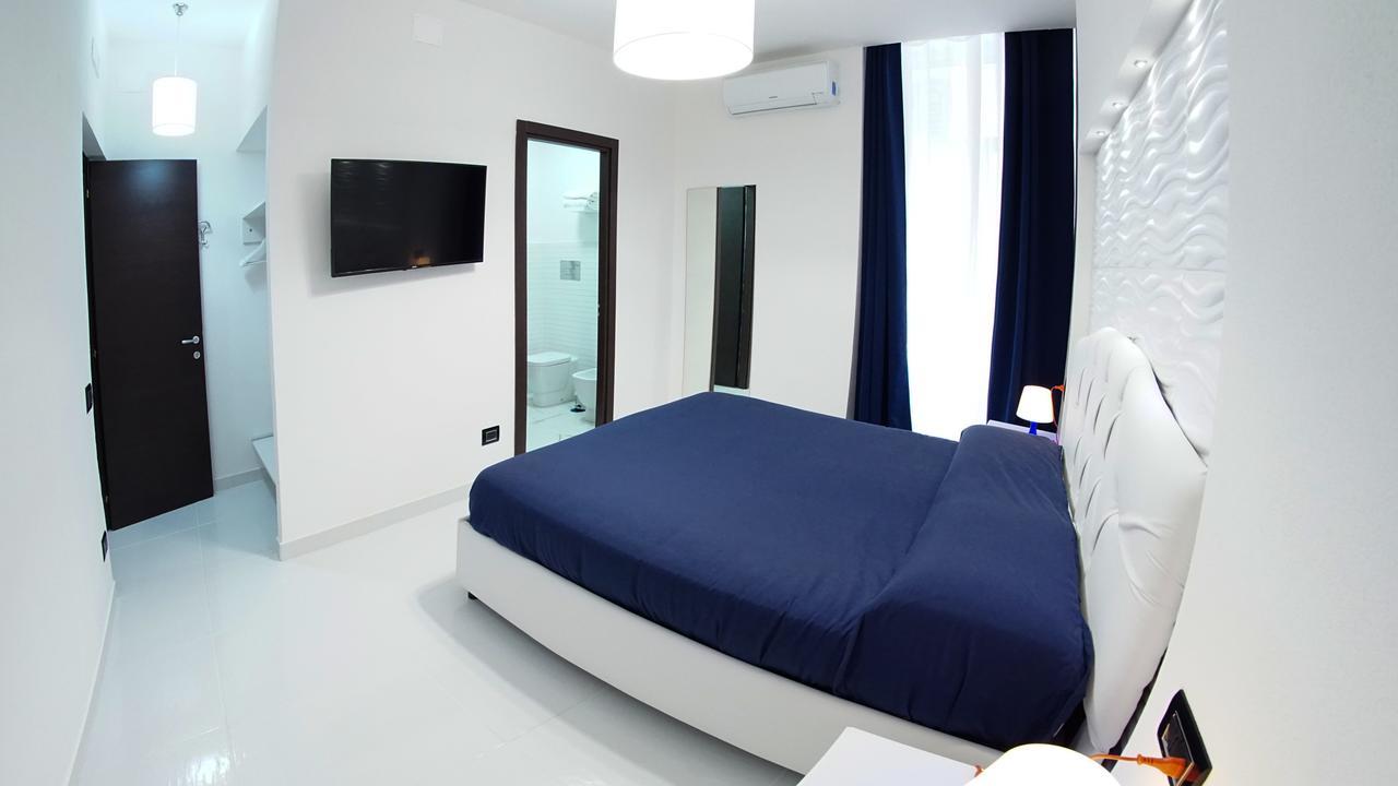 Beverello Suite Napels Buitenkant foto